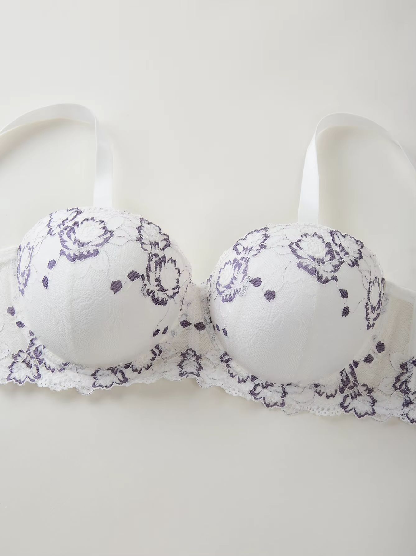 Plus size kant & borduurwerk b - Underwire Bra Padded recensie en prijs